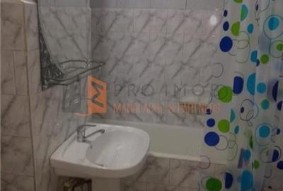 Apartament 2 camere cf 1 semidecomandat zona Micro 3 - 5