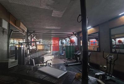 Spatiu comercial de inchiriat in Giulesti (langa stadion,... Spatiu comercial de inchiriat in Giulesti (langa stadion,... - 14