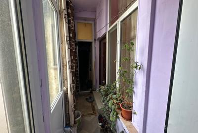 Apartament cu 2 camere semidecomandat, mobilat în P-ța Unirii - 12