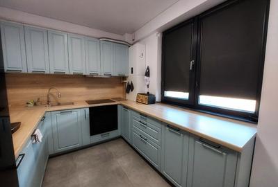 Inchiriez Apartament 2 camere, 74 mp, Zona Universitate, parcare, dotari top