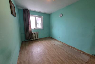 Apartament cu 3 camere circular în Baba Novac - 10
