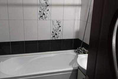 Apartament cu 3 camere decomandat în Central - 8