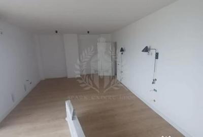 Apartament cu 4 camere decomandat în Central - 1