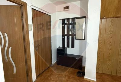 Apartament cu 2 camere de inchiriat in zona 1 Mai - 5