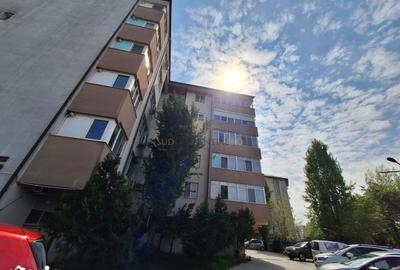 Garsonieră decomandată, mobilată în Vest - 1