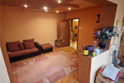 Apartament cu 4 camere decomandat în Circumvalațiunii - 3