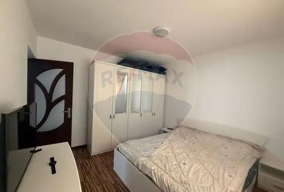 Casă cu 5 camere în Șimnicu de Sus - 2