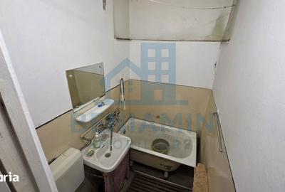 Apartament cu 2 camere semidecomandat în Florilor - 3