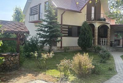 Casă cu Teren 1000 Mp în Prisăcani - 1