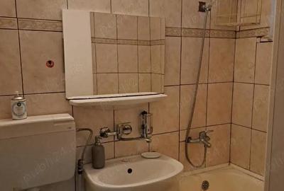 Apartament cu 2 camere decomandat în Micro 14 - 7
