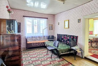 Casă cu 5 camere cu Teren 1200 Mp în Dragu - 2