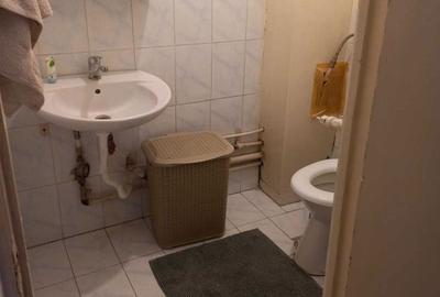 Apartament cu 3 camere decomandat în Vitan - 8