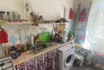 Garsonieră decomandată în Sărari - 2