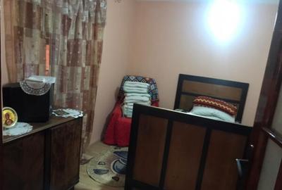 Casă cu 7 camere cu Teren 2500 Mp în Ilovăț - 5