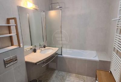 Apartament cu 3 camere semidecomandat în Florești - 3