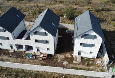 Casă individuală cu 5 camere cu Garaj în Central