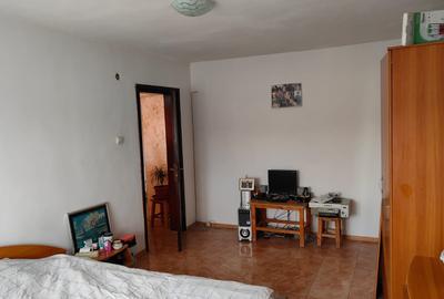 Apartament 3 camere decomandat, 65 mp, zona Bals - 7