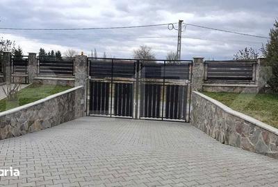 Casă cu 4 camere cu Teren 4472 Mp în Central - 7