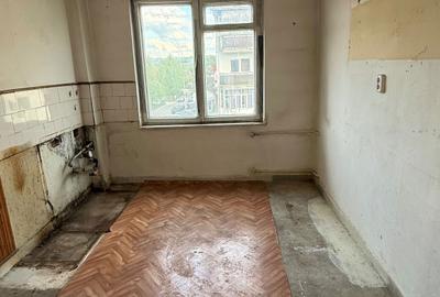 Apartament cu 2 camere decomandat în Central - 3