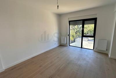 Casă individuală cu 5 camere cu Canalizare în Central - 12