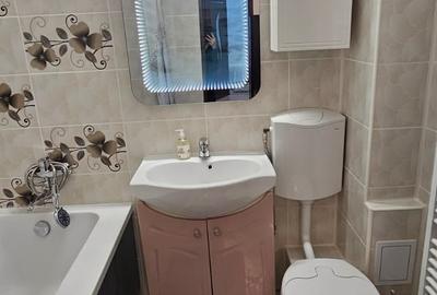 Apartament cu 2 camere decomandat în Tomis Nord - 9