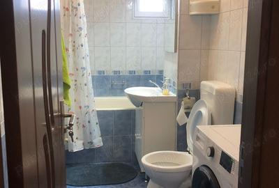 Dau in chirie apartament 3 camere 400 - 2