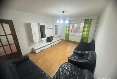 Apartament cu 3 camere decomandat în Decebal - 5