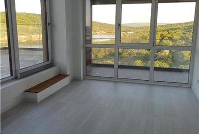Locuinta cu 4 camere pentru un proprietar cu imaginatie - 16