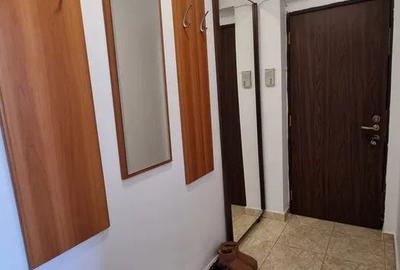 Apartament cu 3 camere semidecomandat în Central - 3