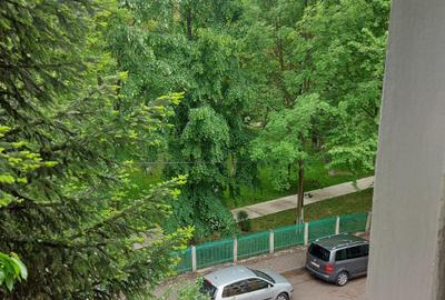 Garsoniera in bloc de apartamente, pe Aleea Parcului, libera - 5