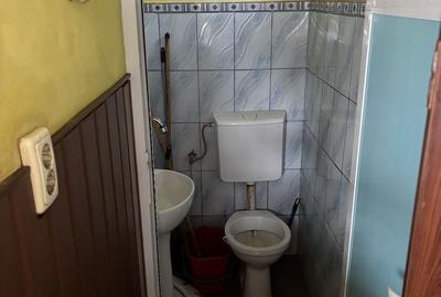 Spațiu comercial, de 17 mp, în Central - 6