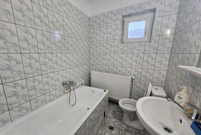 Apartament etaj casa cu teren 430 mp, N. Balcescu, stradal - 8