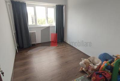 Obregia Vanzare apartament decomandat 4 camere Bd. Obregia - Pasajul Europa Unita - 5