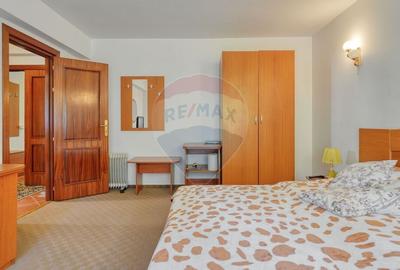 Casa / Vila cu 8 camere de vanzare in zona Valea Rasnoavei - 11
