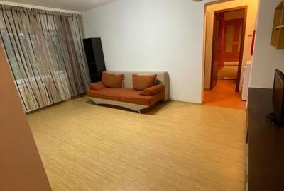 Apartament cu 2 camere semidecomandat în Central - 1