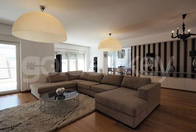 Apartament cu 4 camere decomandat, mobilat în Șoseaua Nordului