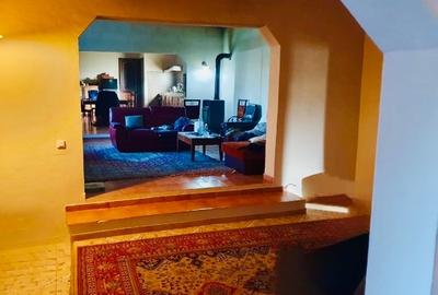 Casă individuală cu 5 camere cu Canalizare în Plumbuita - 1