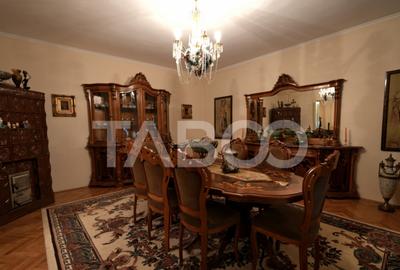 Casa individuala de vanzare cu 5 camere 2 balcoane zona Cent - 2