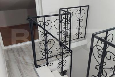 Apartament de vanzare, cu 2 camere, tip mansarda, 71 mp, zona Nicolina - 8