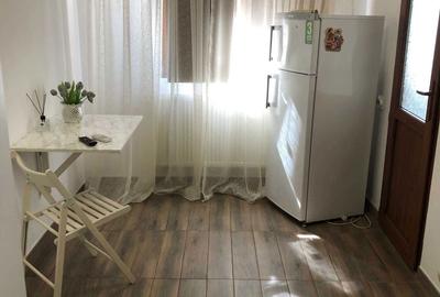 Garsonieră semidecomandată în Titan