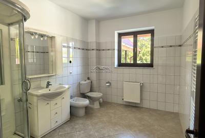 Proprietate Breaza Vila 1000mp , casa administrator , teren generos 3600mp - 27