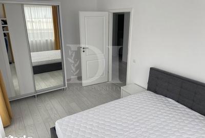 Apartament cu 3 camere semidecomandat în Florești - 3
