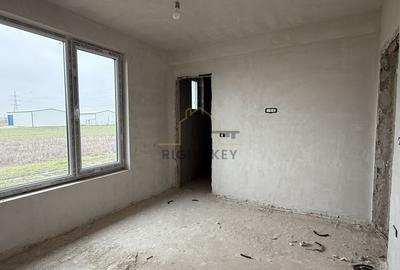 Casă individuală cu 4 camere cu Teren 400 Mp în Săbăreni - 11