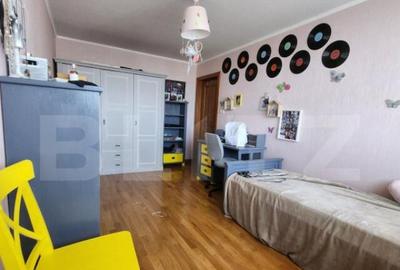 Casă cu 13 camere cu Teren 707 Mp în Sângeorgiu de Mureș - 16