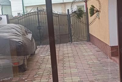 Casă cu Teren 300 Mp în Central - 13