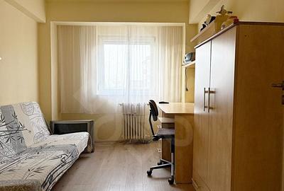 Apartament cu 3 camere de inchiriat pe Calea Aradului, Oradea - 11