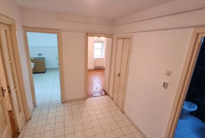 Vand apartament 2 camere - 2