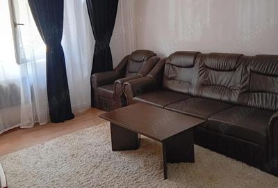 Apartament cu 2 camere decomandat în Cetatea - 4