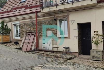 Garsonieră decomandată, mobilată în Central - 20