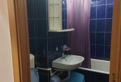 Apartament cu 2 camere semidecomandat în 9 Mai